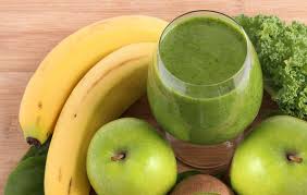 Resep Smoothie Detox Hijau dengan Alpukat, Kiwi & Spirulina